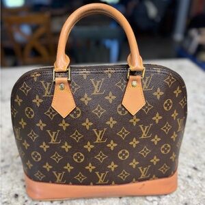 Louis Vuitton Alma PM Purse